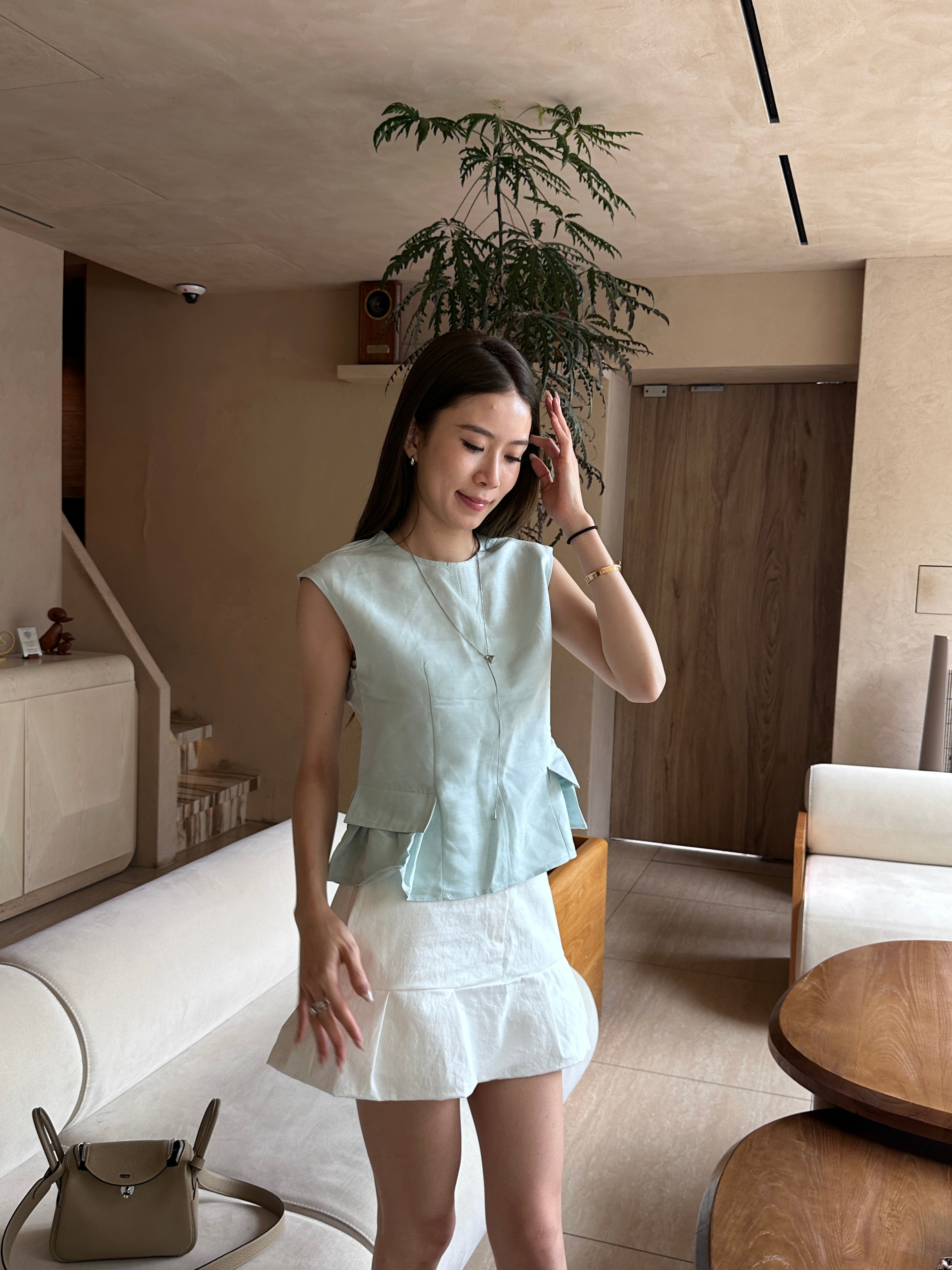 Linen Two Pockets Tank Top
