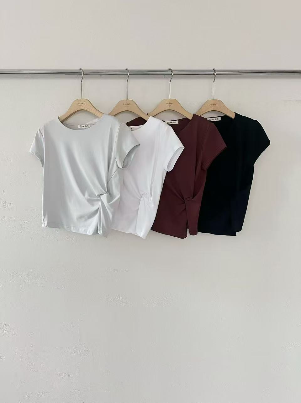 Knot on side t shirt