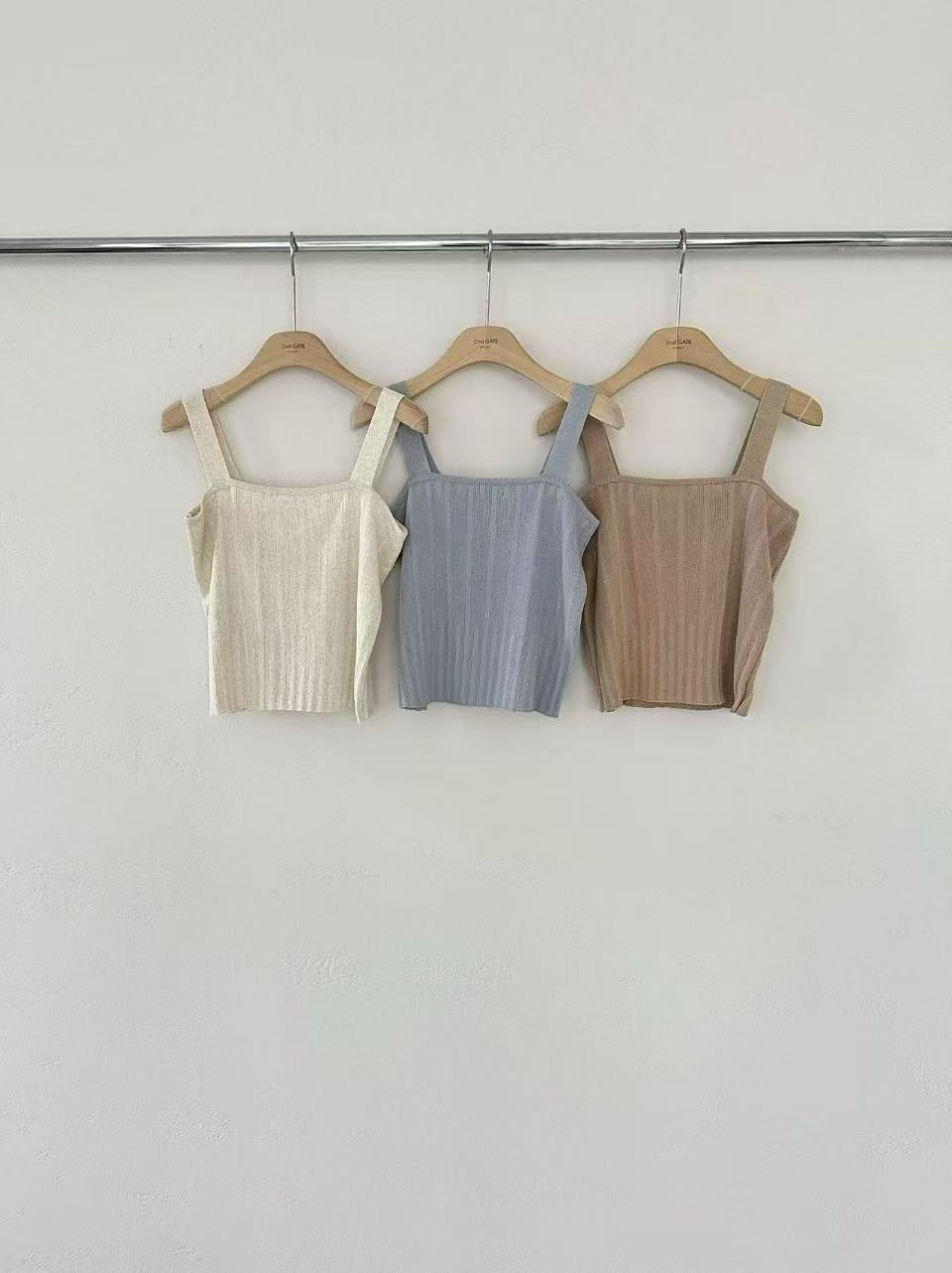 Linen Slim Vest