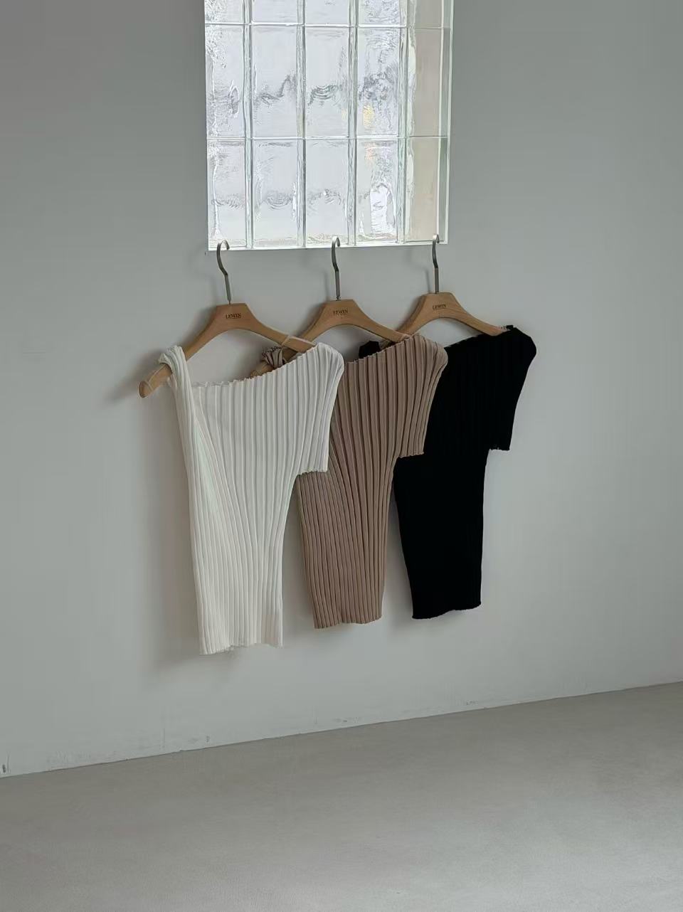 Knot Knitted T Top