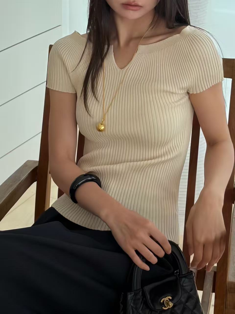 Small V Knitted T Top