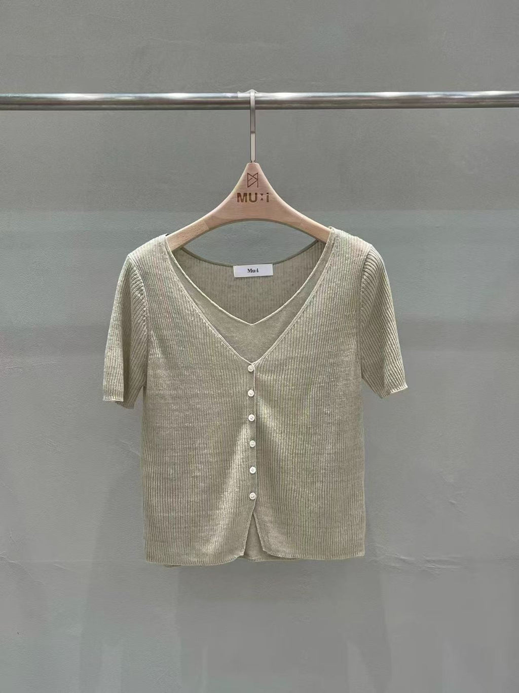 Double Layered T Top