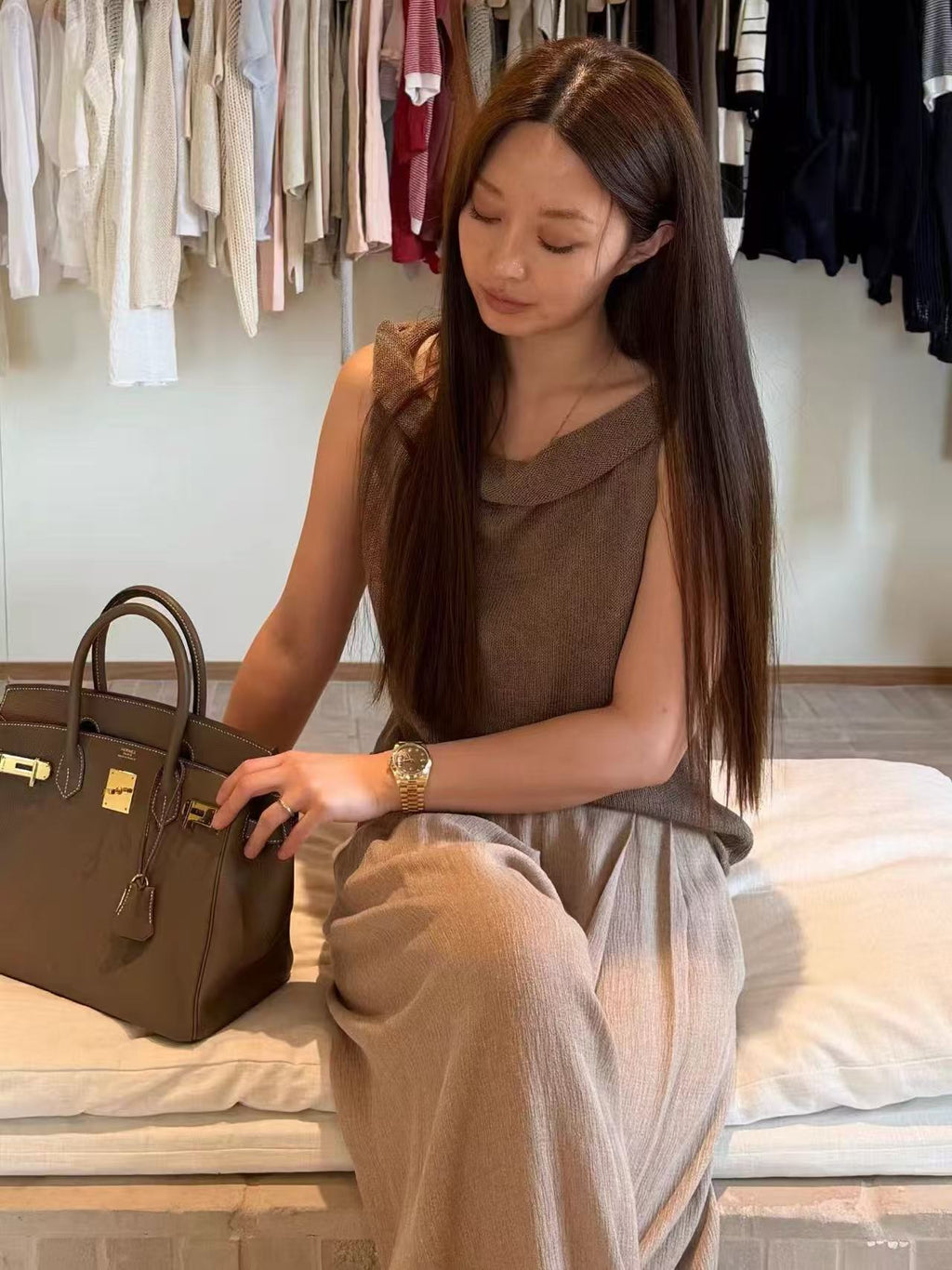 Off shoulder knitted top