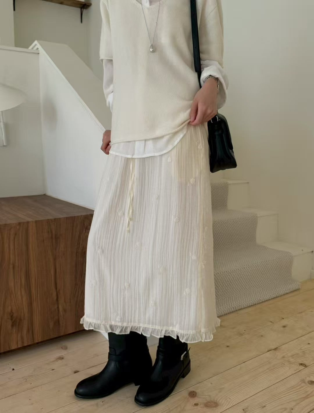 Elastic Waist Midi Skirt