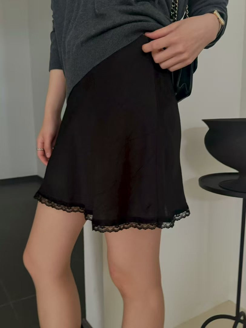 Lace Hem Mini Skirt