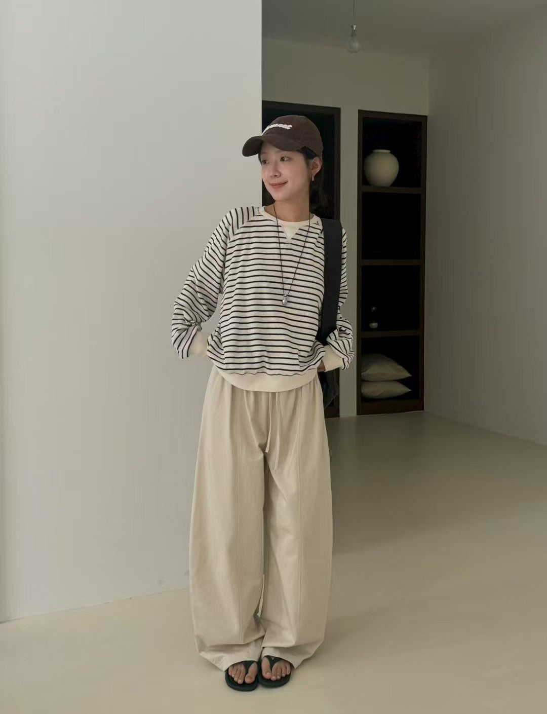 Elastic Waist Wide Leg Pant