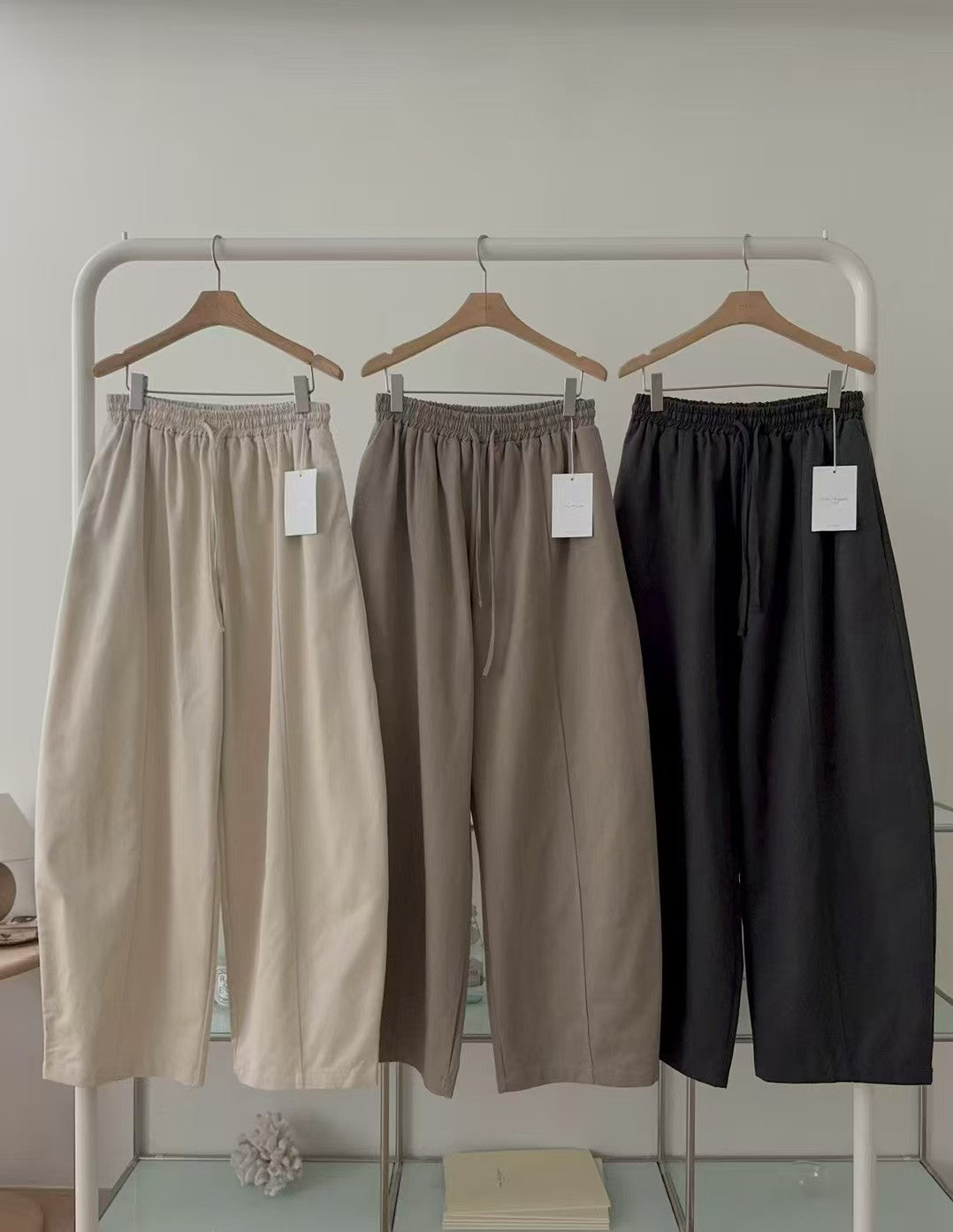 Elastic Waist Wide Leg Pant