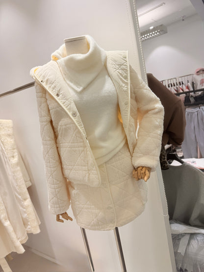 Fluffy High End Hooded Jacket