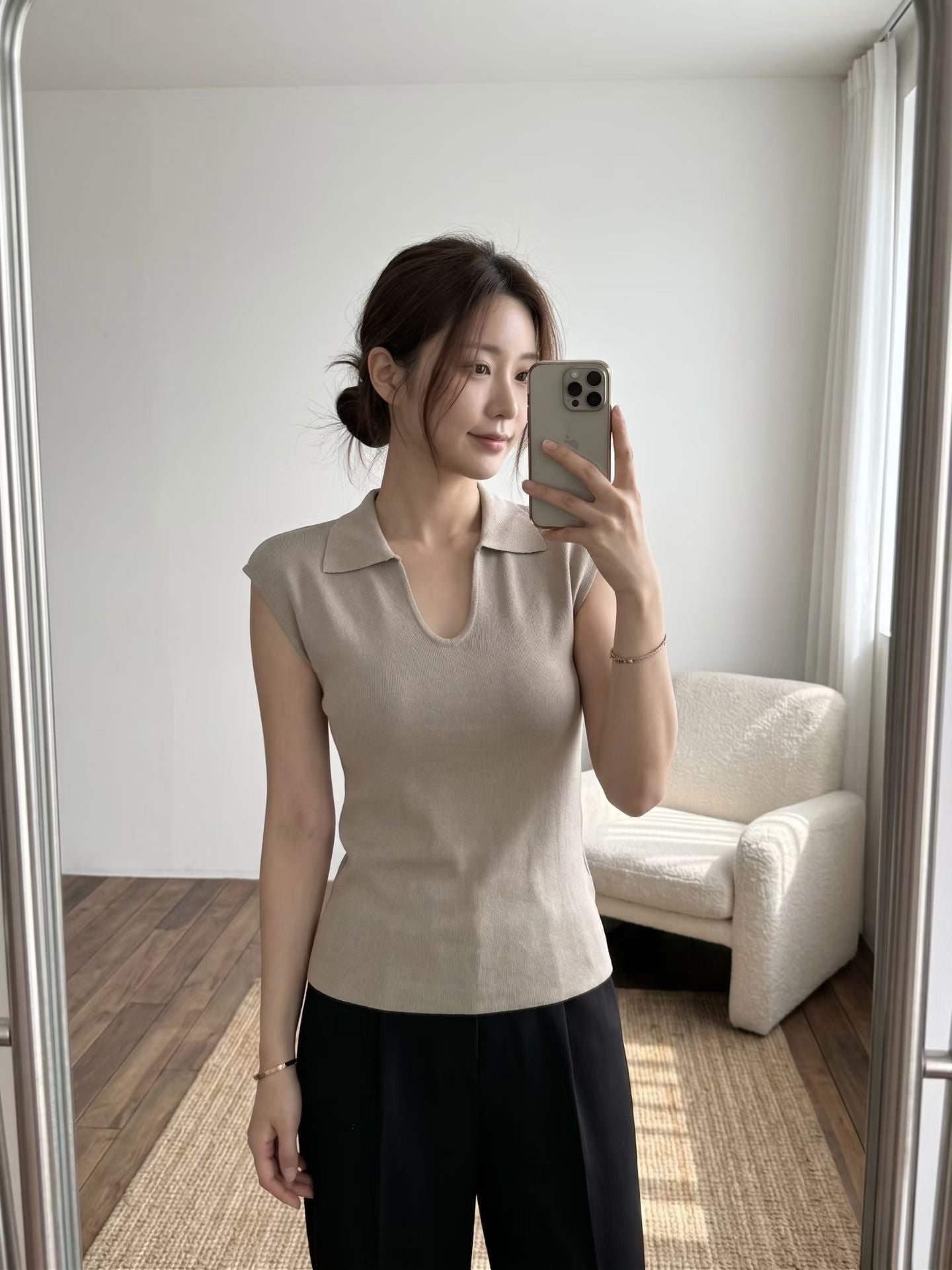 Circle V Neck T Top