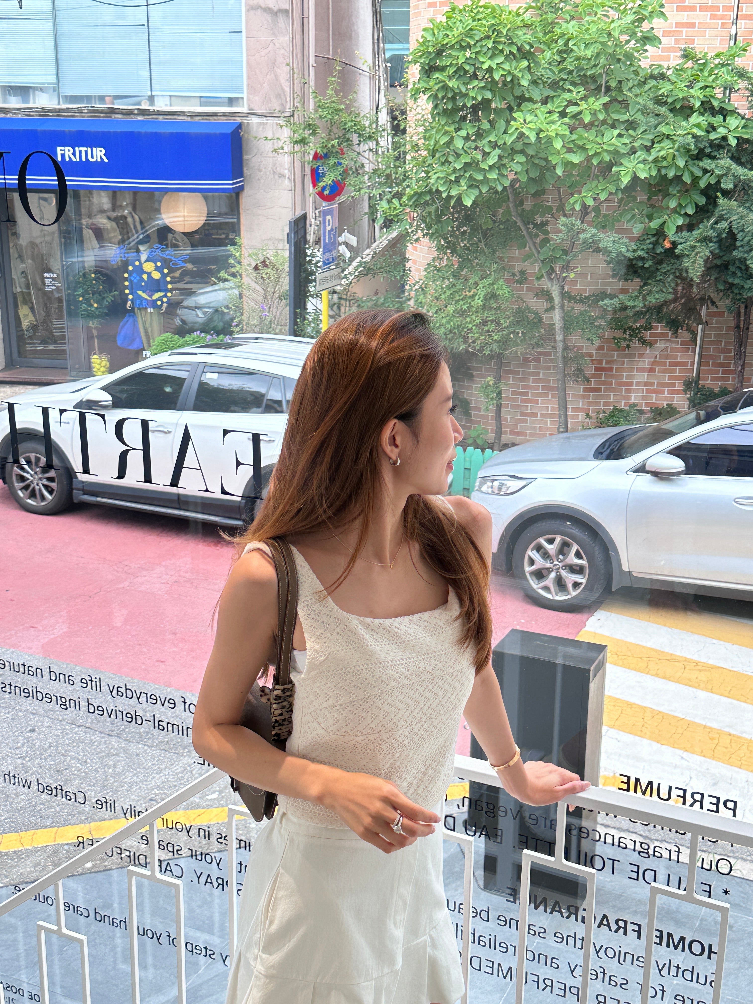 ￼Lace Zipped At Back Tank