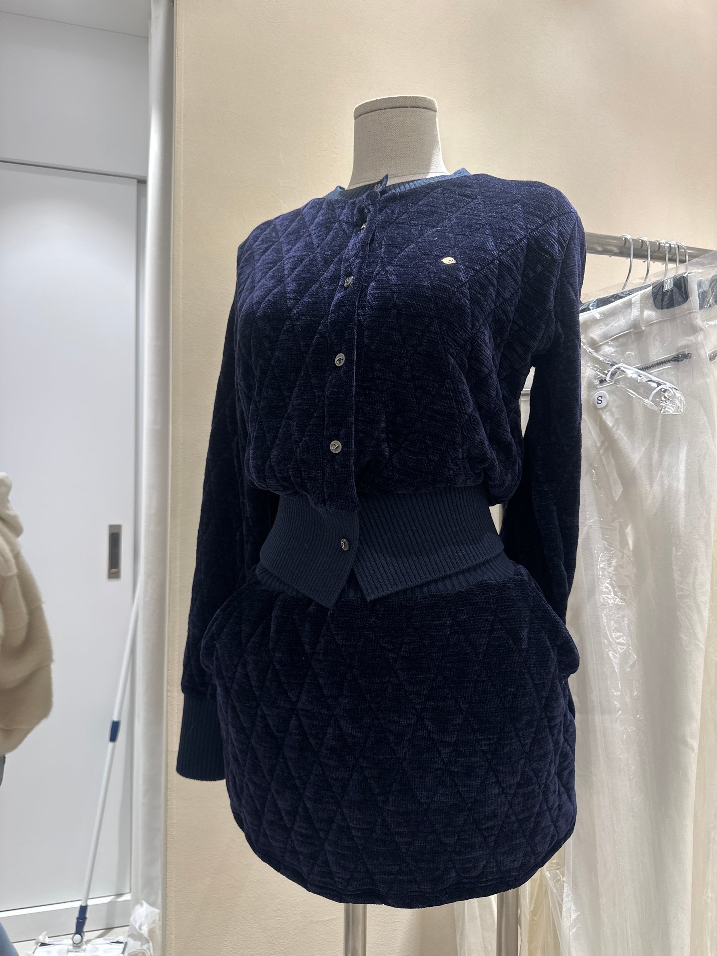 Rhombus Shape Jacket & Skirt