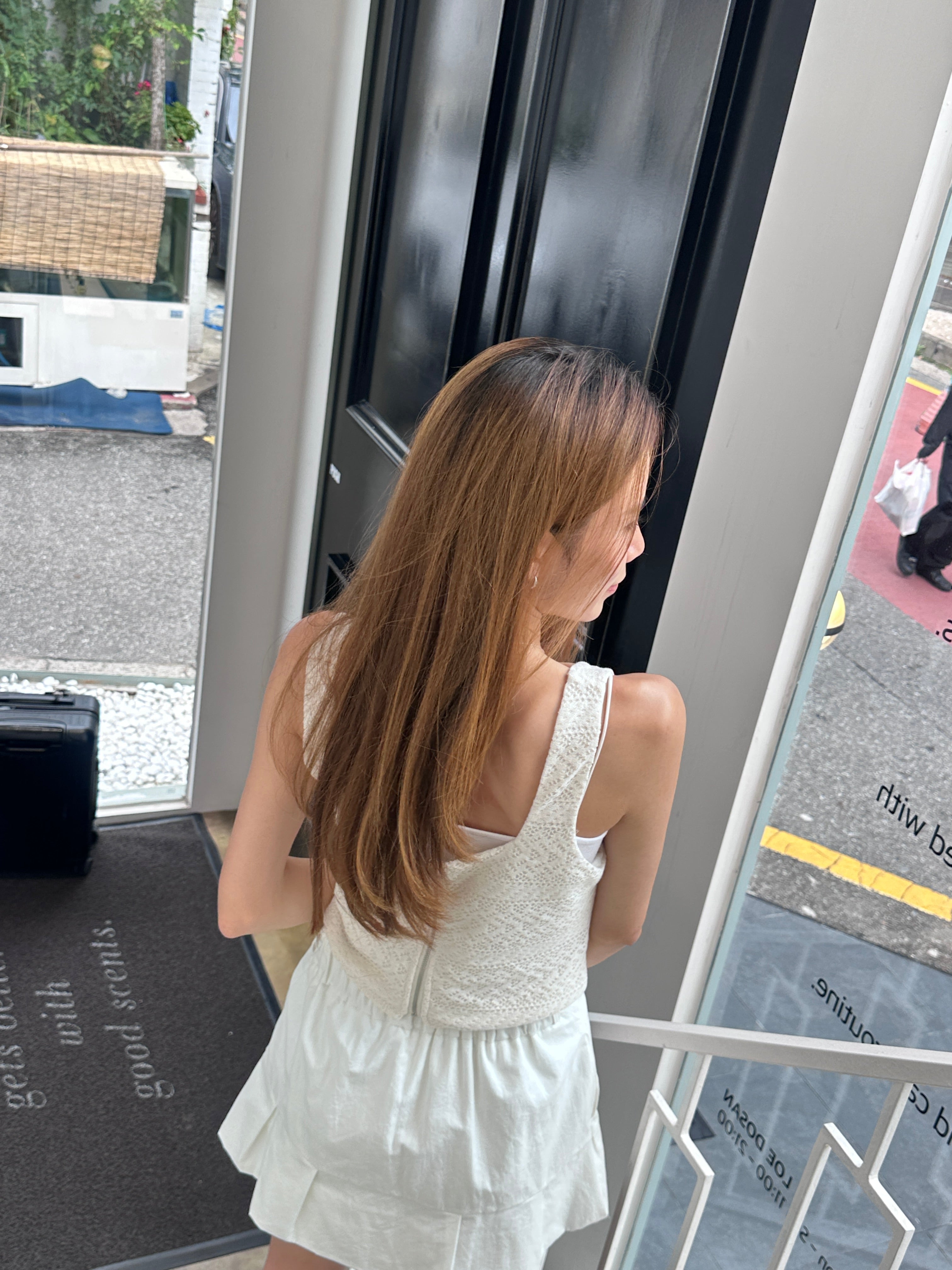 ￼Lace Zipped At Back Tank