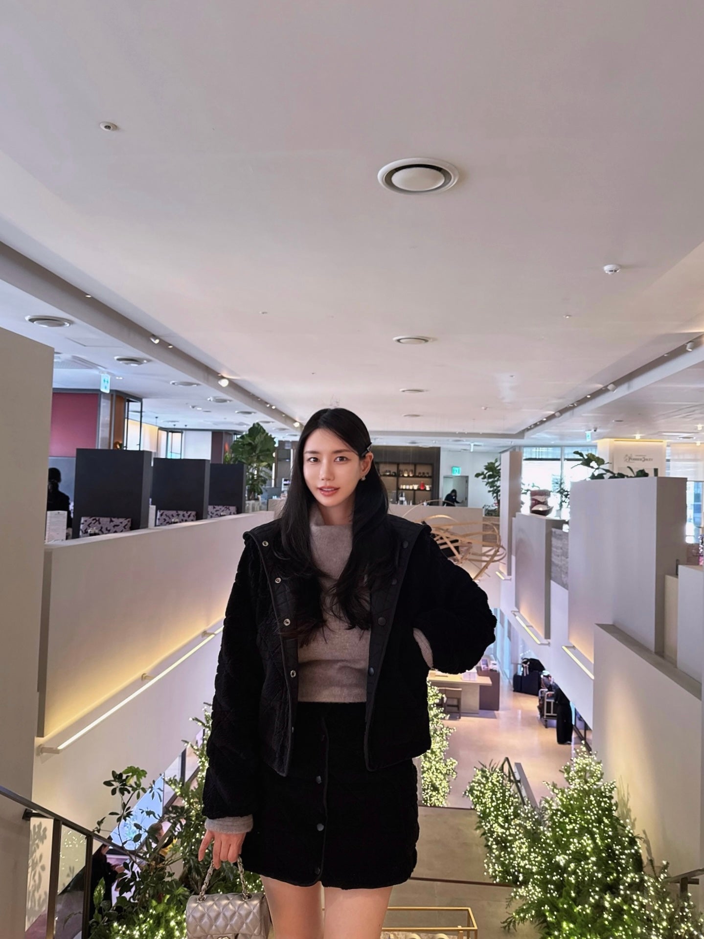 Fluffy High End Hooded Jacket