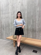 Thin wool v neck top