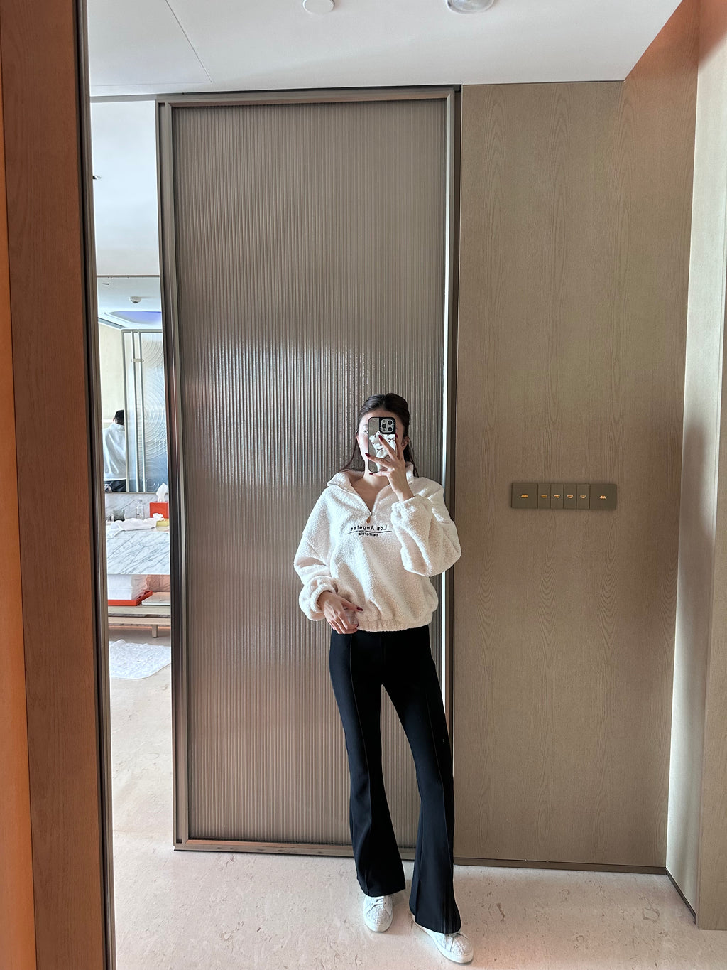 LA Sweater with zip