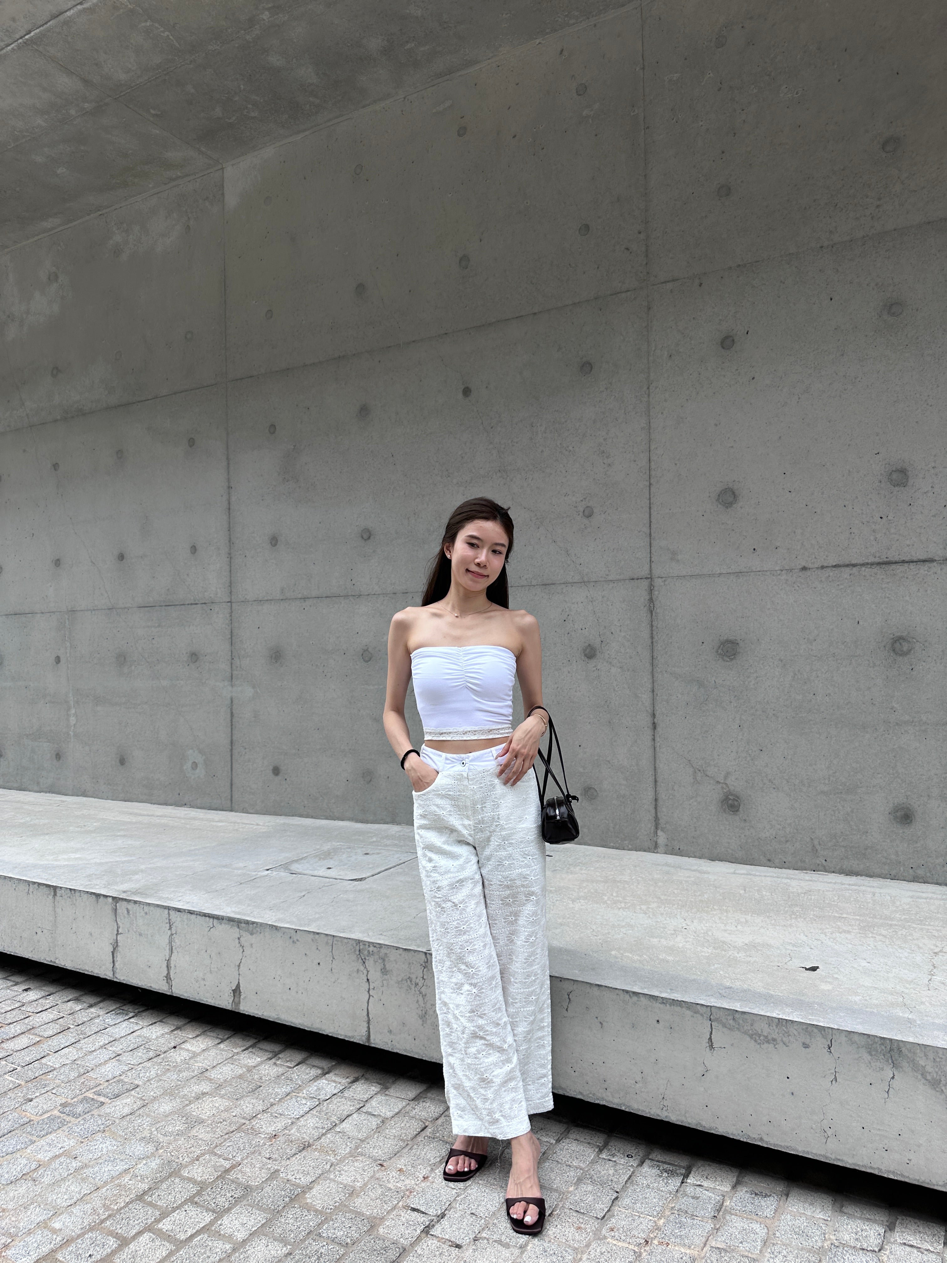 Whole Lace Flexible Pants