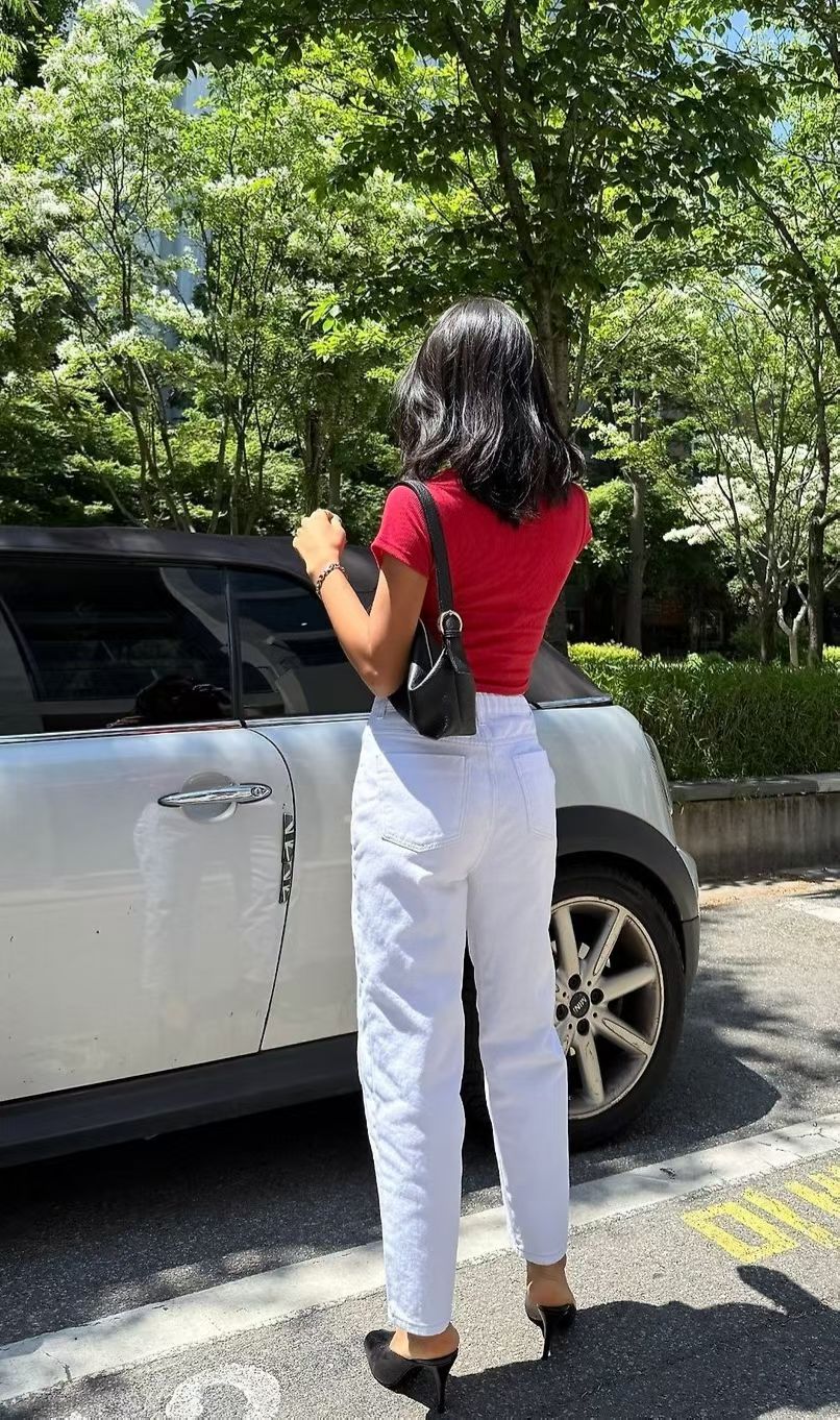 No. 439 White Denim Jeans