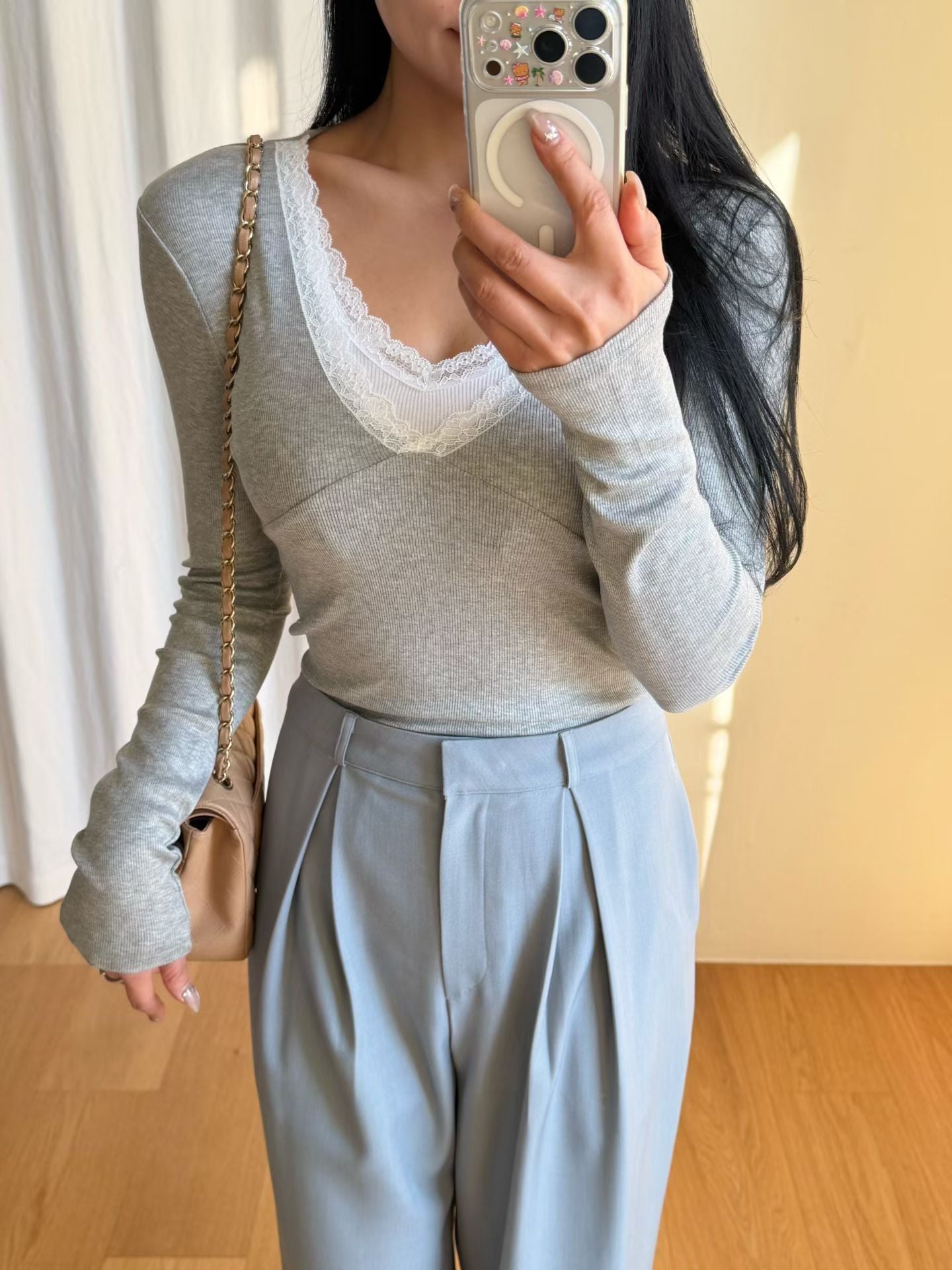V Neck Lace Long Sleeves Top