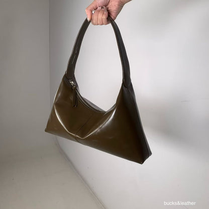 Real Leather Triangle Zipped Bag 牛皮亮面