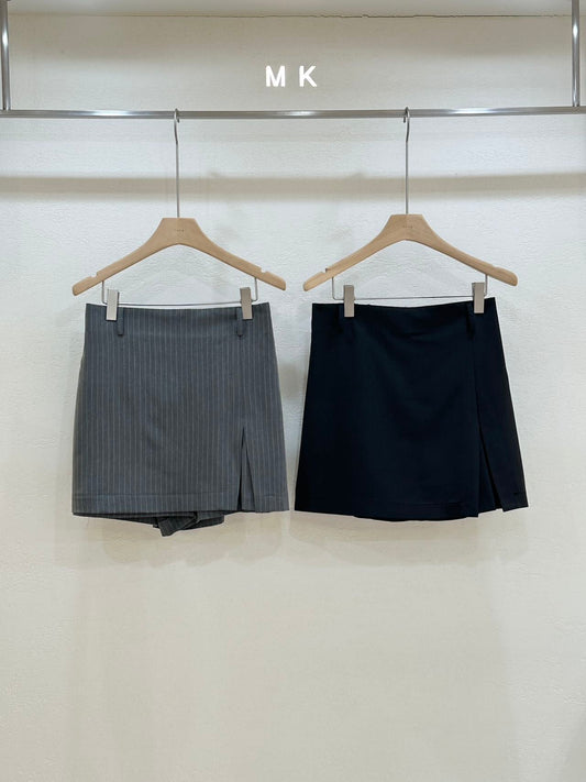 Stylish Slit Skirt Short
