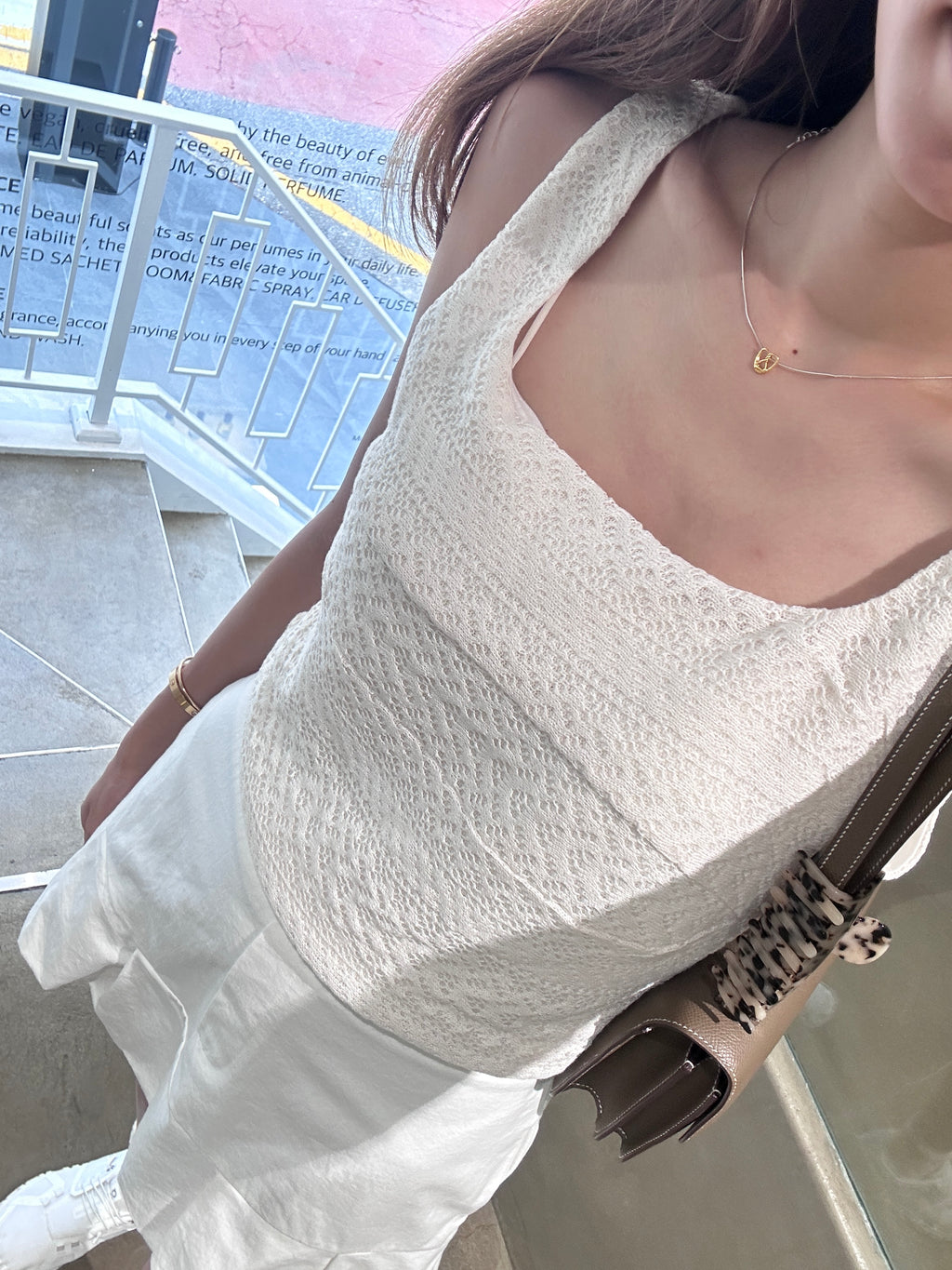 ￼Lace Zipped At Back Tank