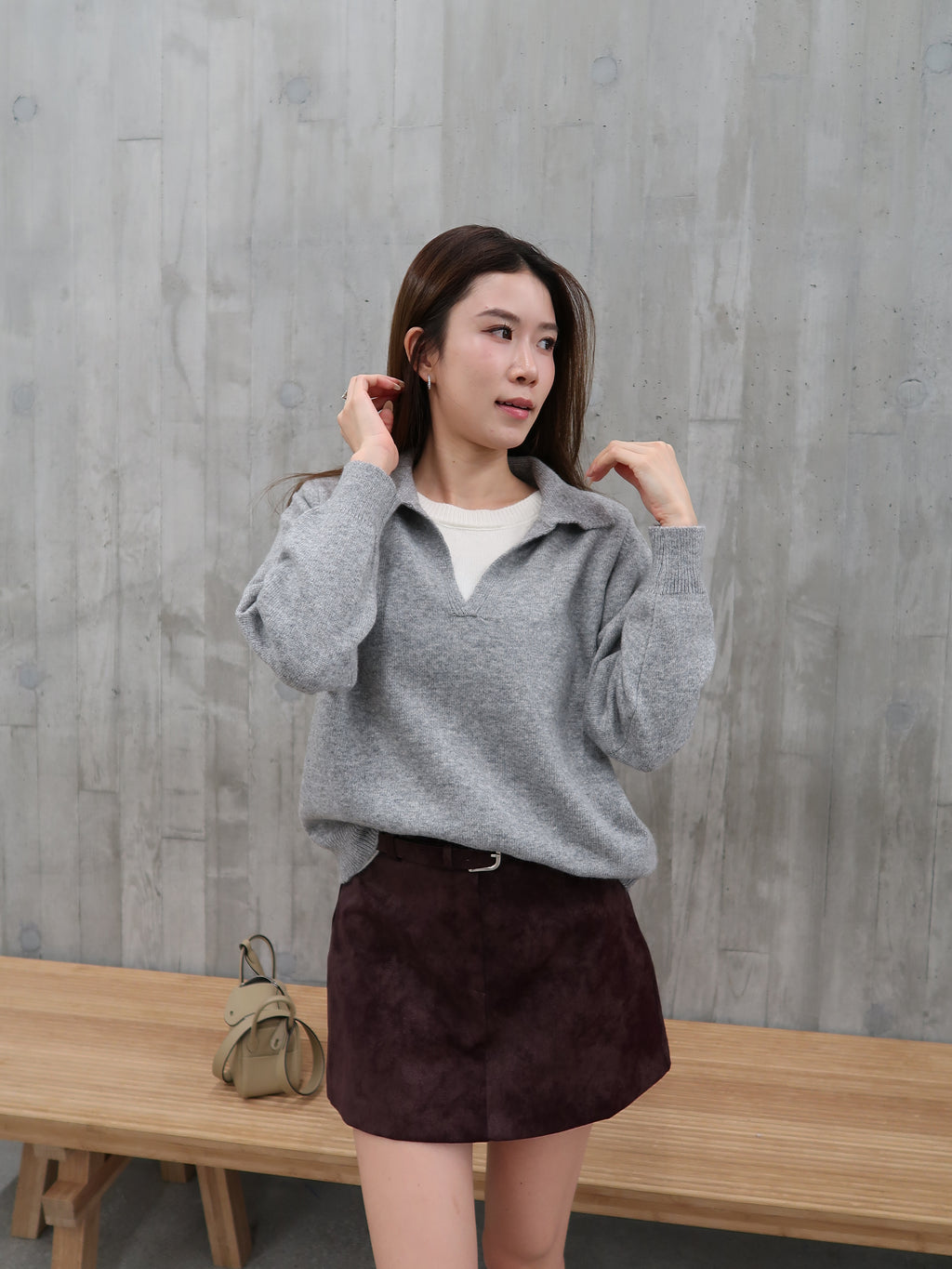 White base collar knitted sweater