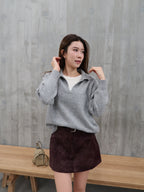 White base collar knitted sweater