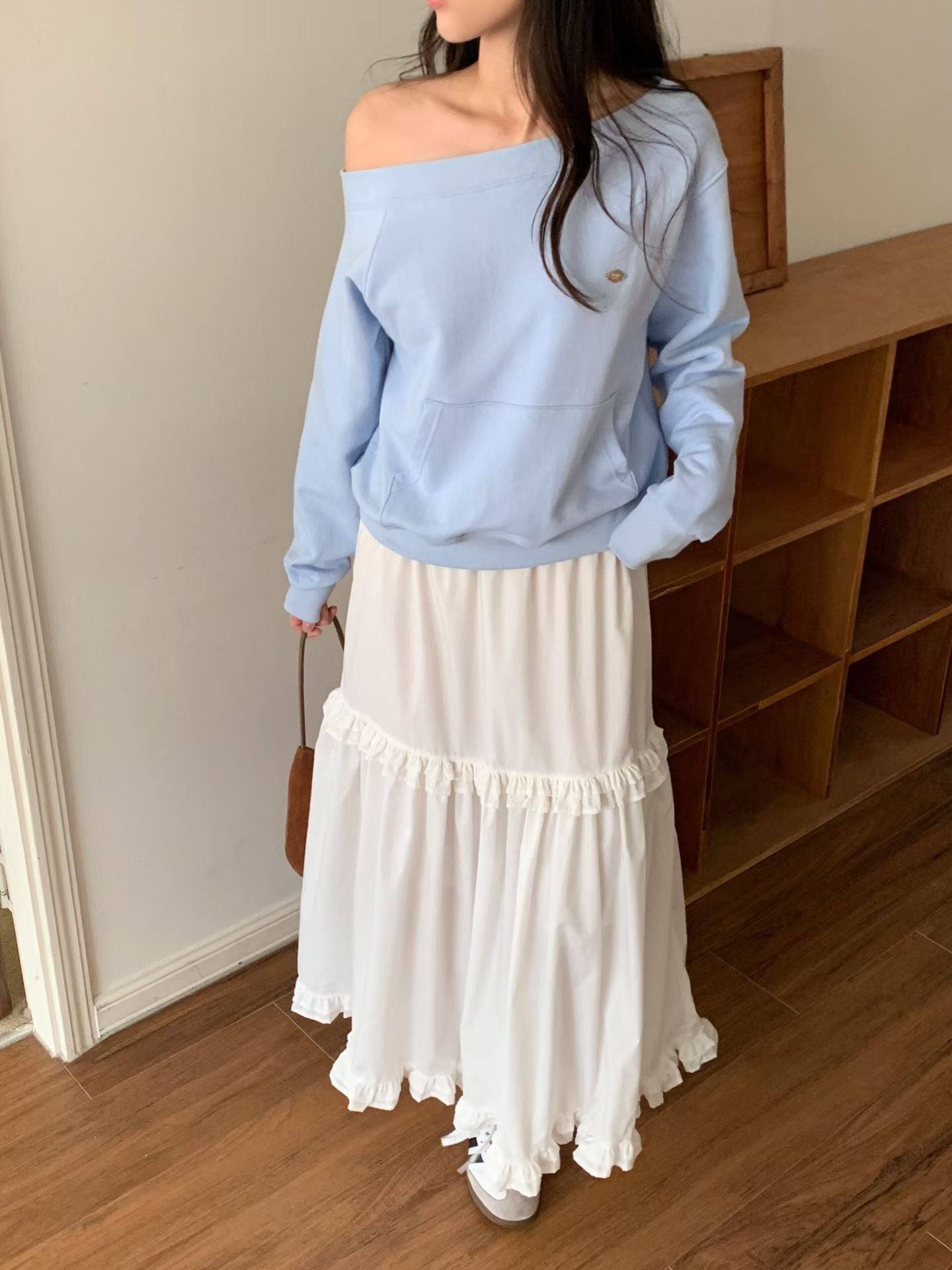 One Side Off Shoulder Sweatshirt