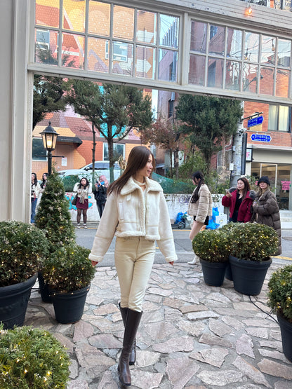 Snow White Jacket 🤍