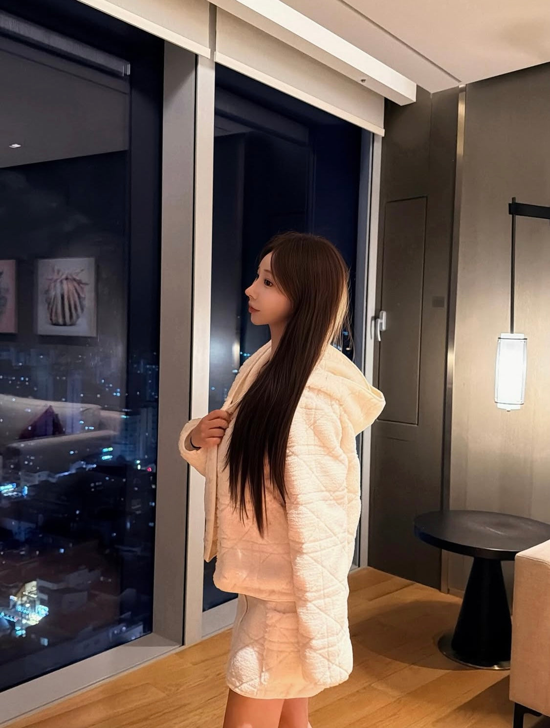 Fluffy High End Hooded Jacket