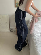 Obe Zipped Cropped Sweater