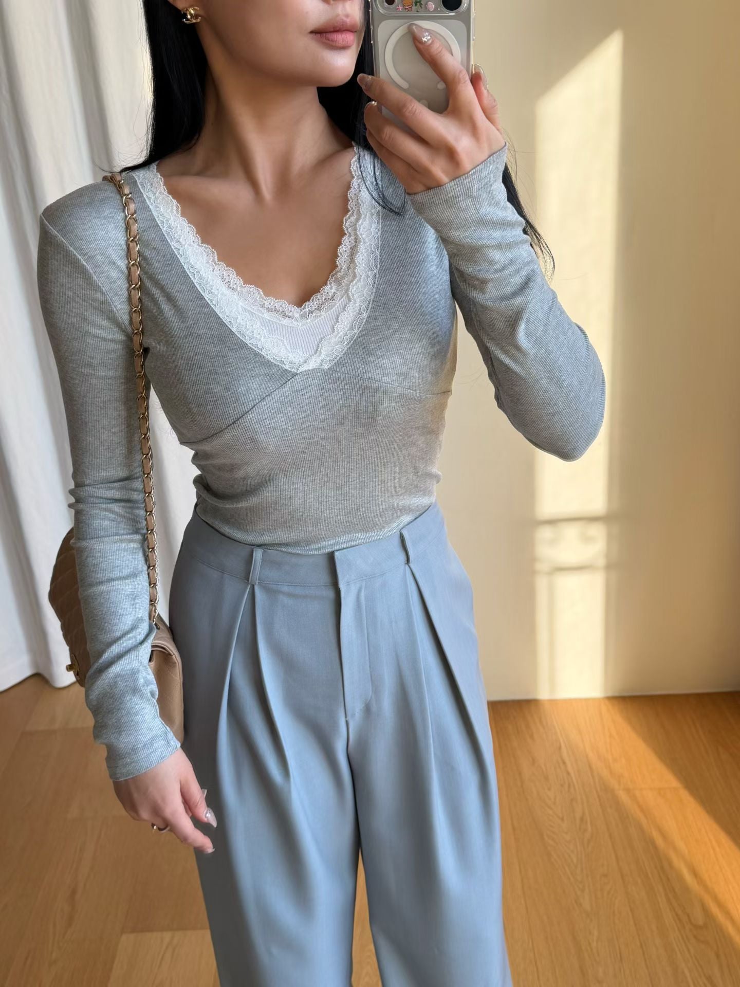 V Neck Lace Long Sleeves Top