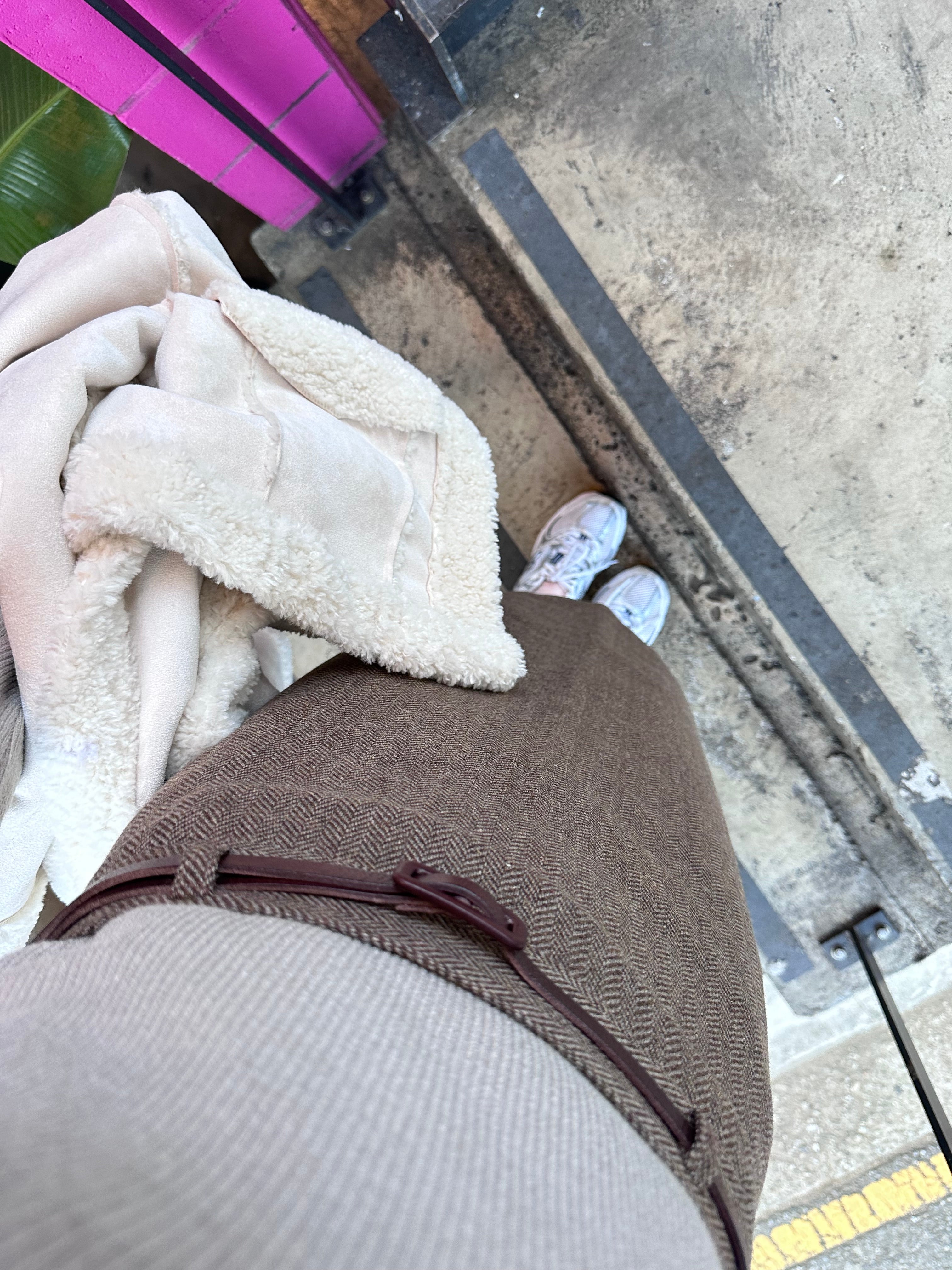 Wool Maxi Skirt with belt