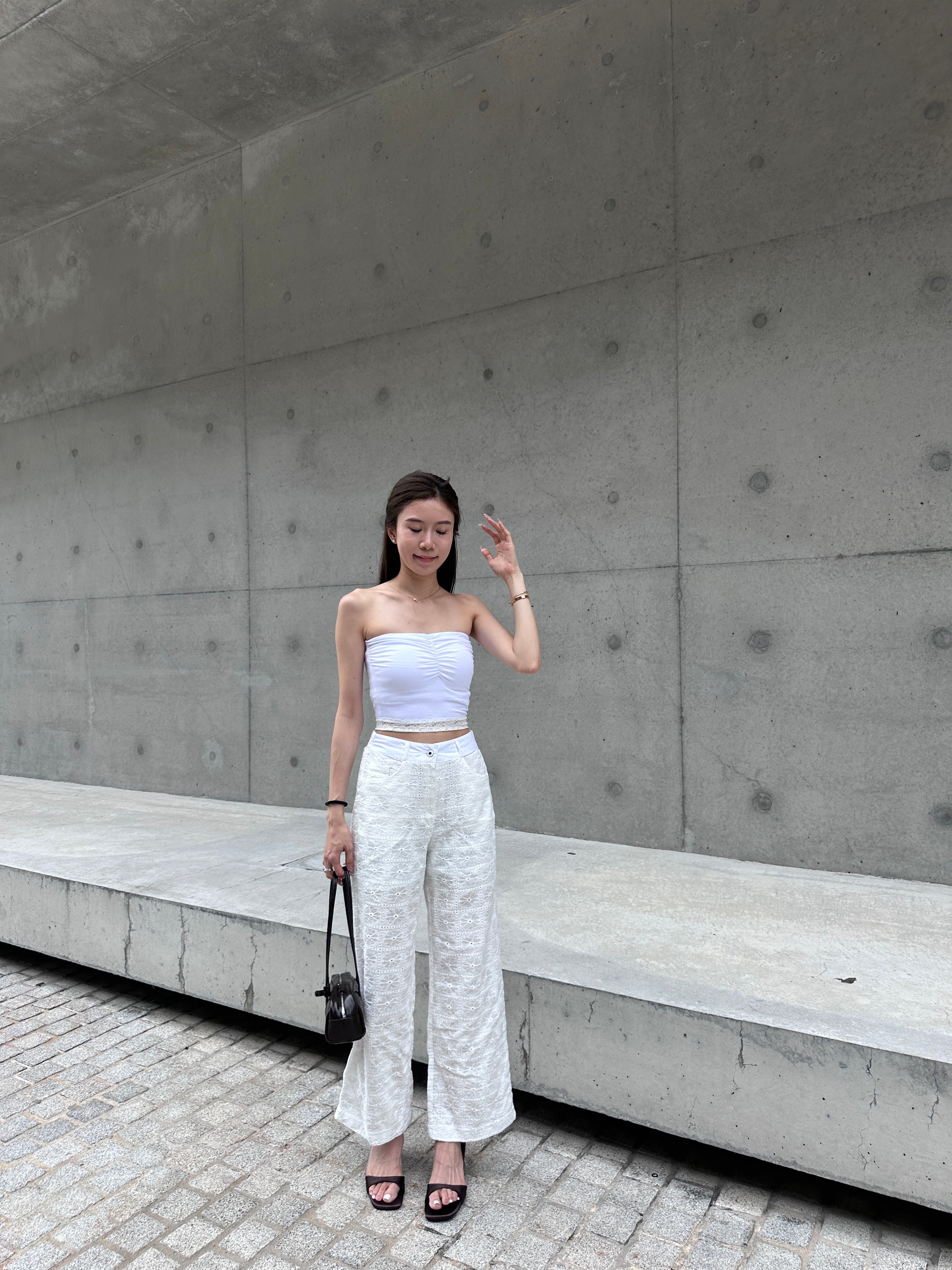 Whole Lace Flexible Pants