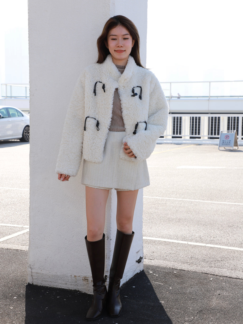 Braze Fluffy Horn Jacket