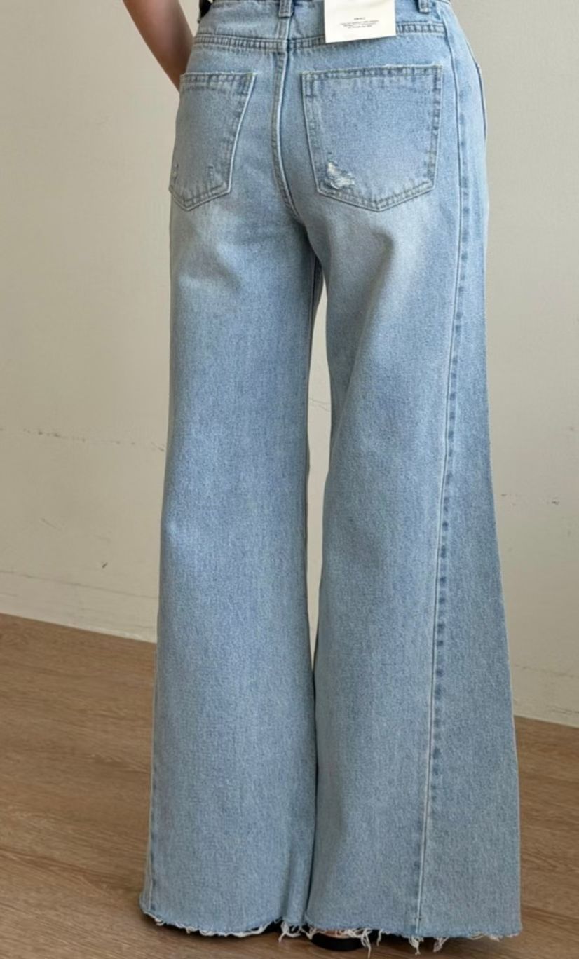 No. 437 Wide Legs Broken Denim Jeans