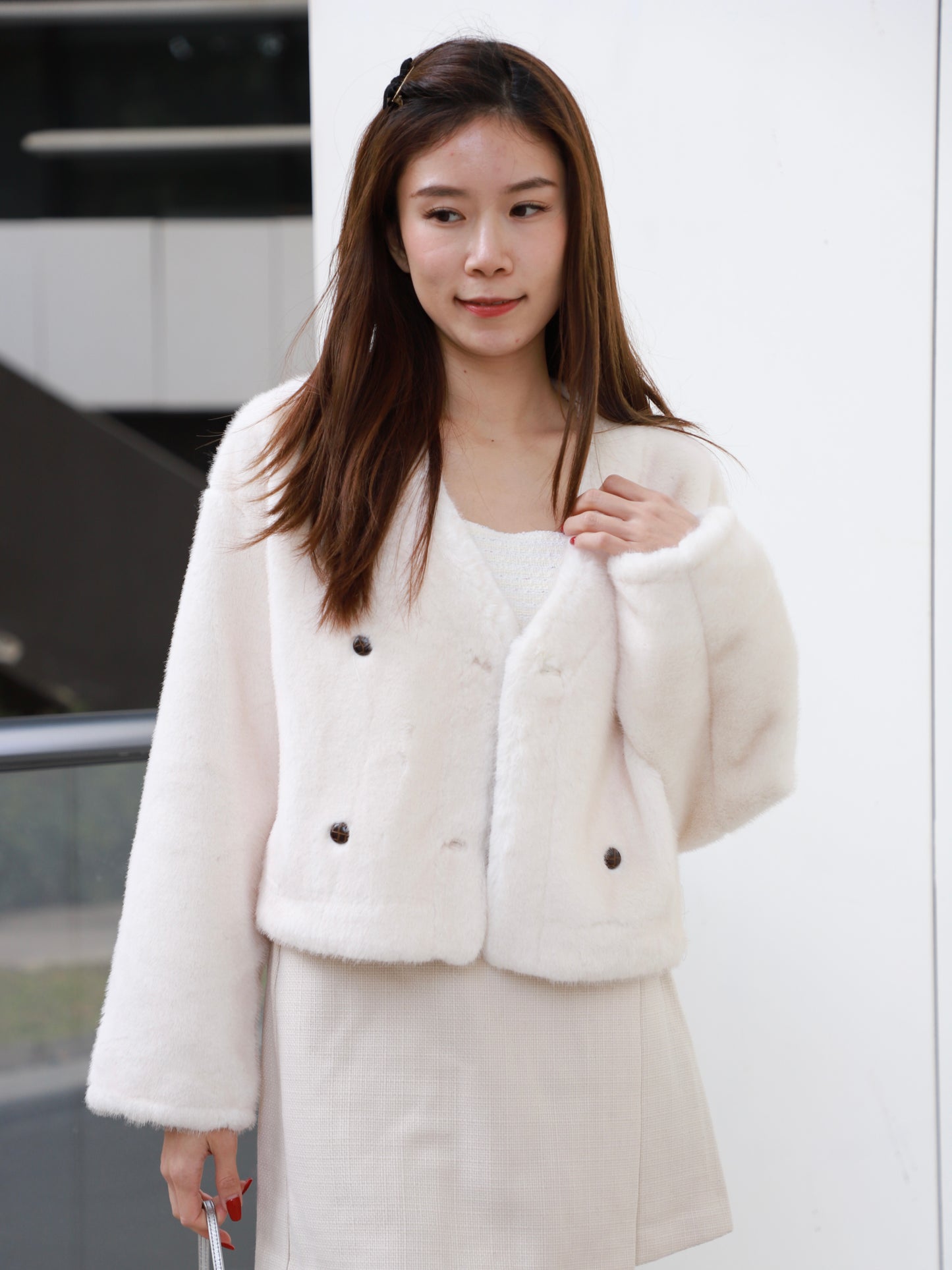 (Early's Bird) Fluffy Button Jacket