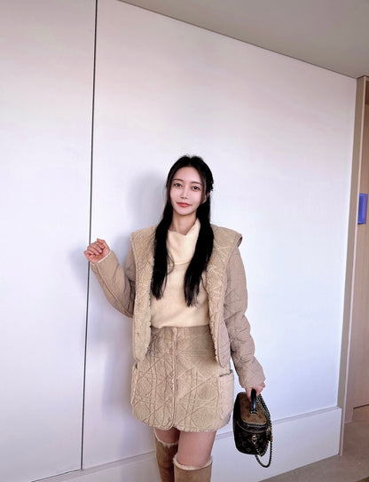 Fluffy High End Hooded Jacket