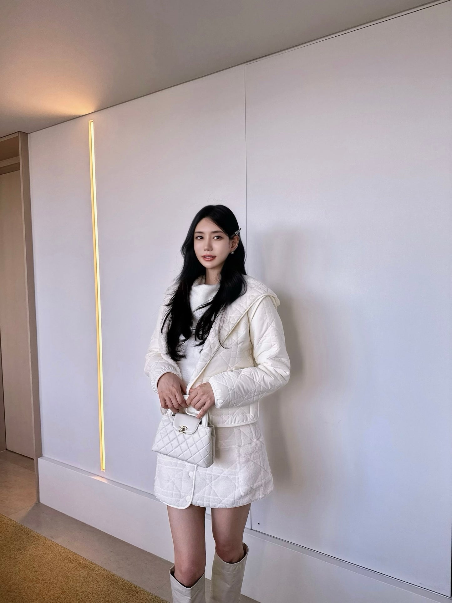 Fluffy High End Hooded Jacket