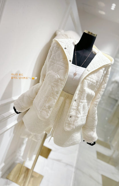 Fluffy High End Hooded Jacket