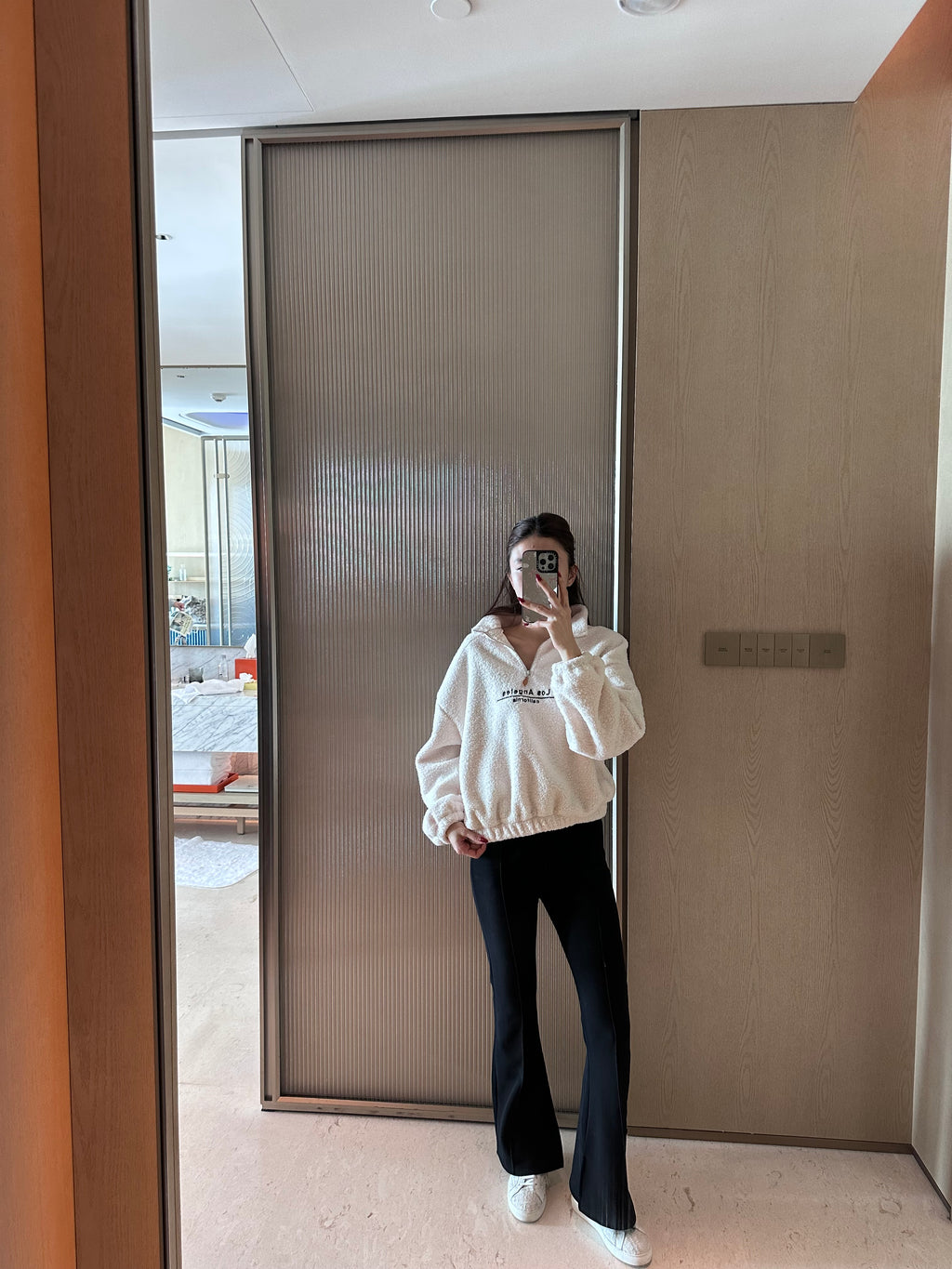 LA Sweater with zip
