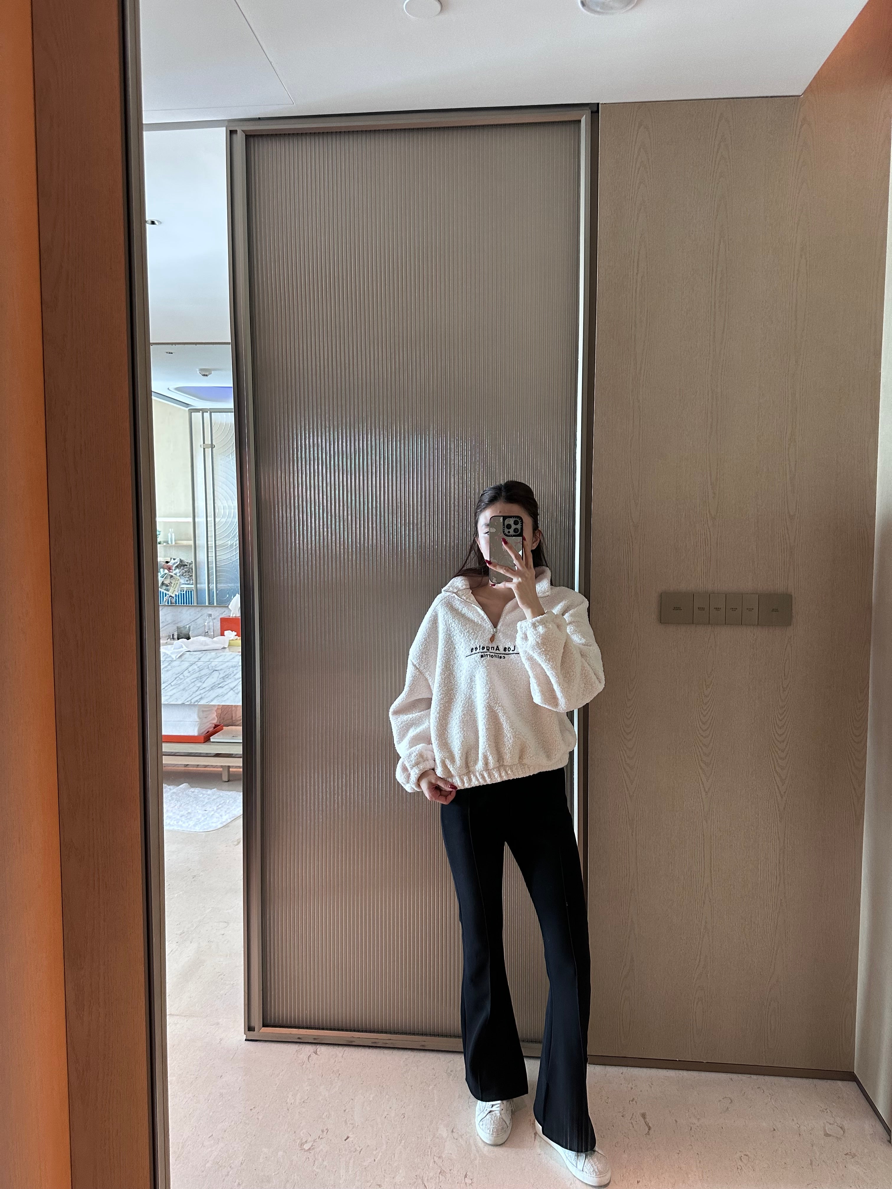 LA Sweater with zip