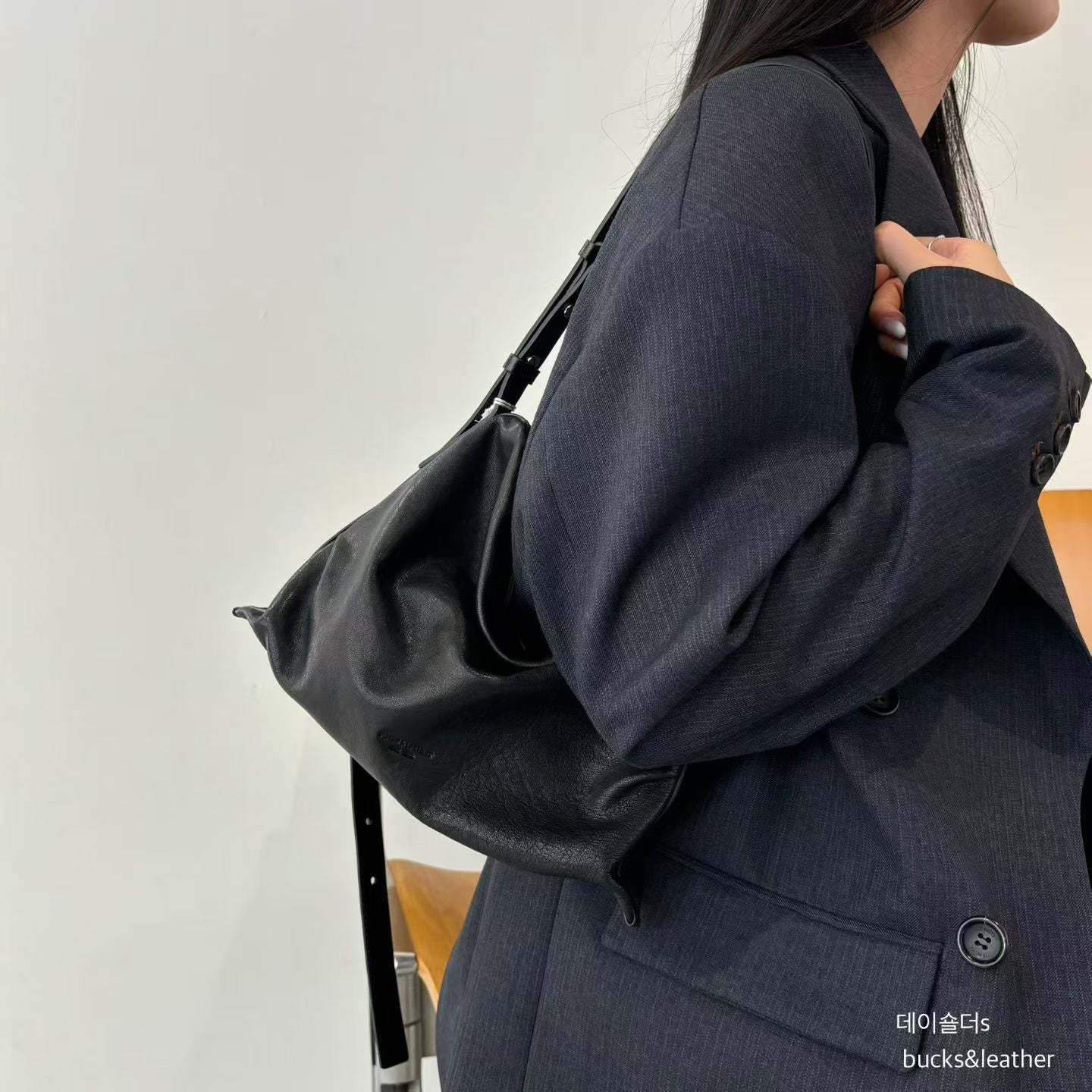 Real Leather Office Zipped Bag 大小號（底部幼版）