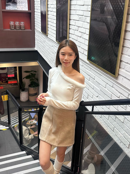 Fluffy One Side Long Sleeves Top