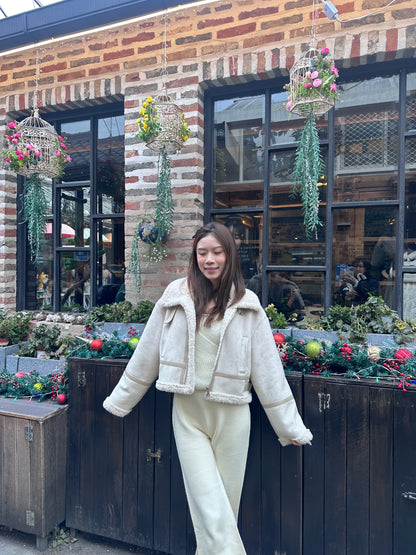 Snow White Jacket 🤍