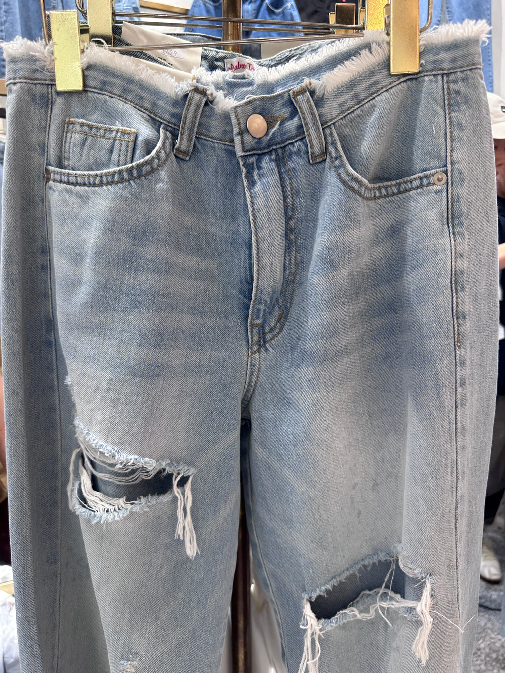 No.440 Holes A Denim Jeans
