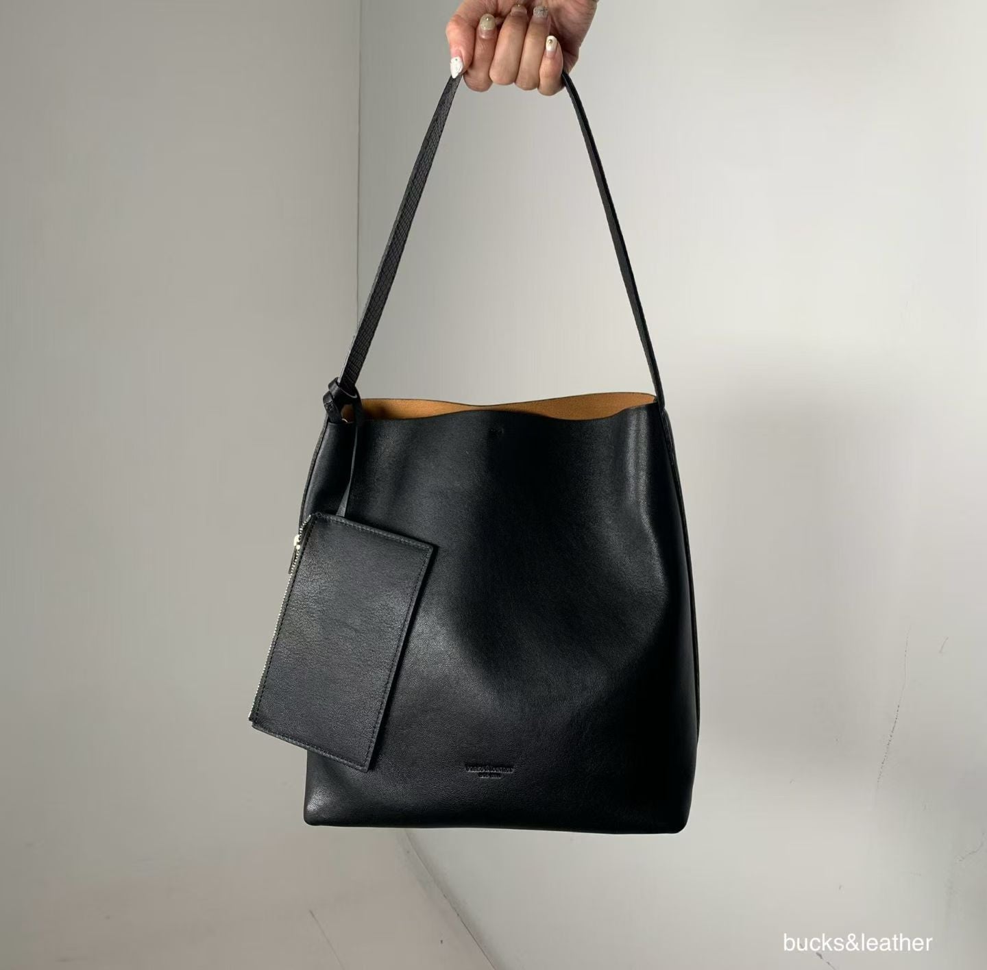 Real Leather Bucket Bag (送錢包)