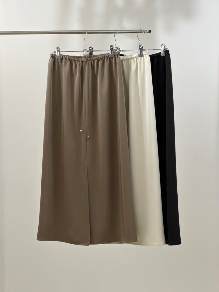 Silky Flexible Maxi Skirt