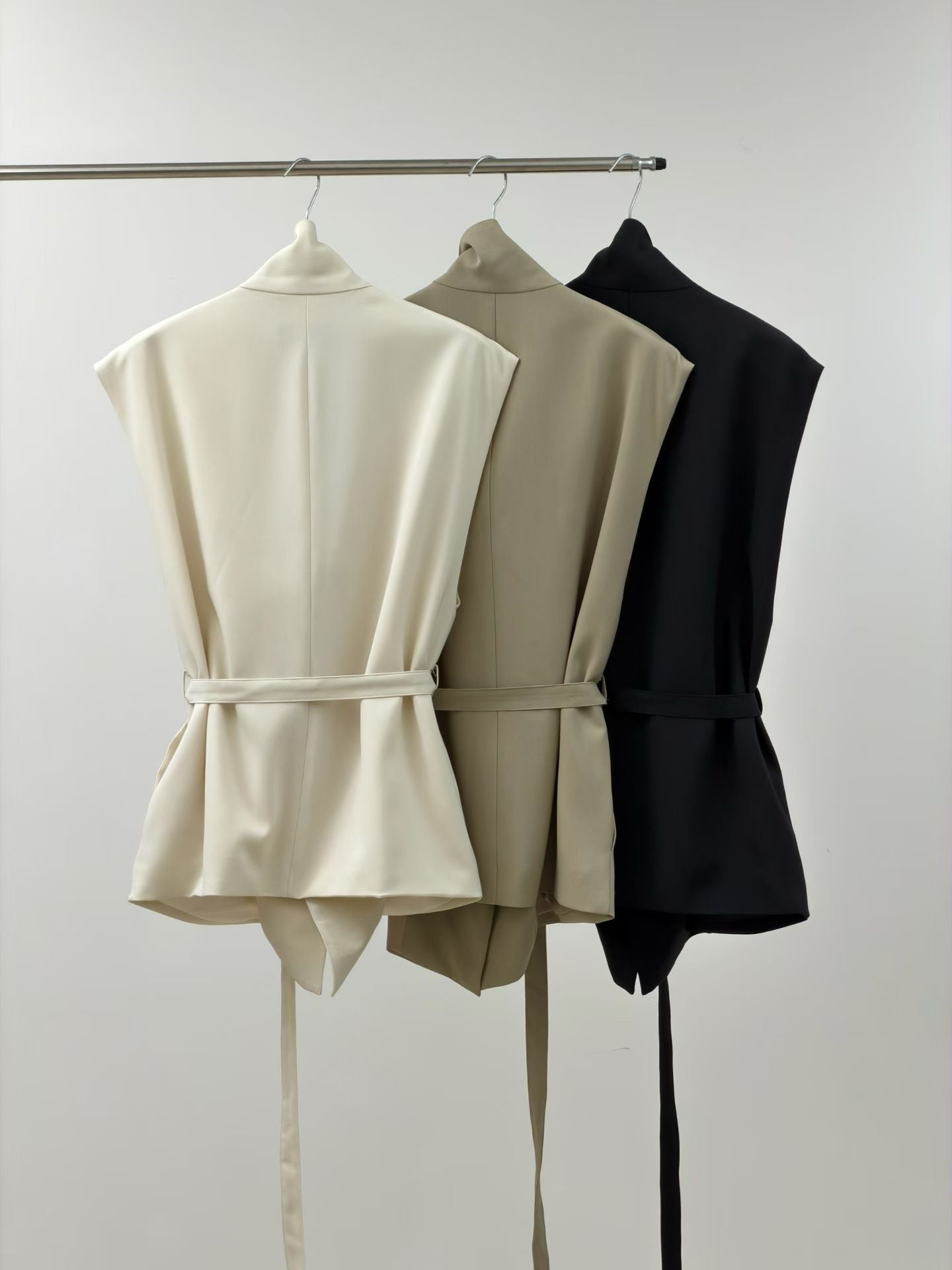 Thin Layer Blazer Vest