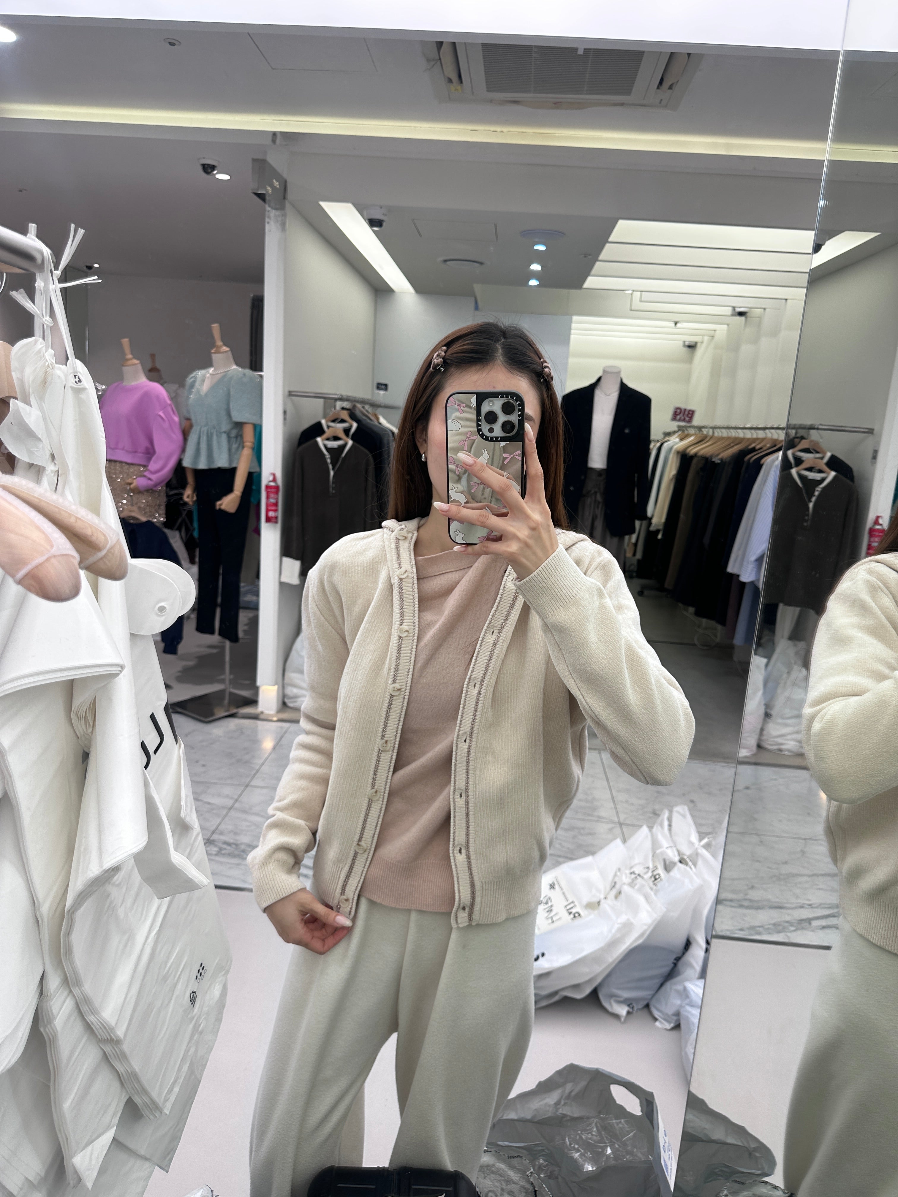 Outline Velvet Cardigan with Hat